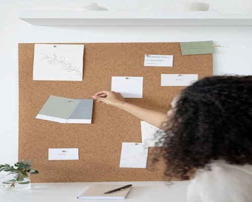 female graphic designer testimonial